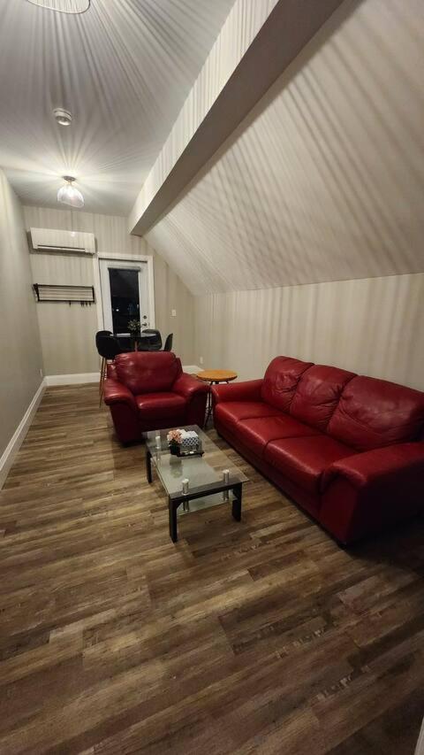קיטצ'נר Entire 1 Bedroom Apartment Across From Google - Br5 מראה חיצוני תמונה