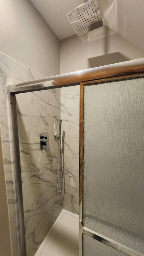 קיטצ'נר Entire 1 Bedroom Apartment Across From Google - Br5 מראה חיצוני תמונה