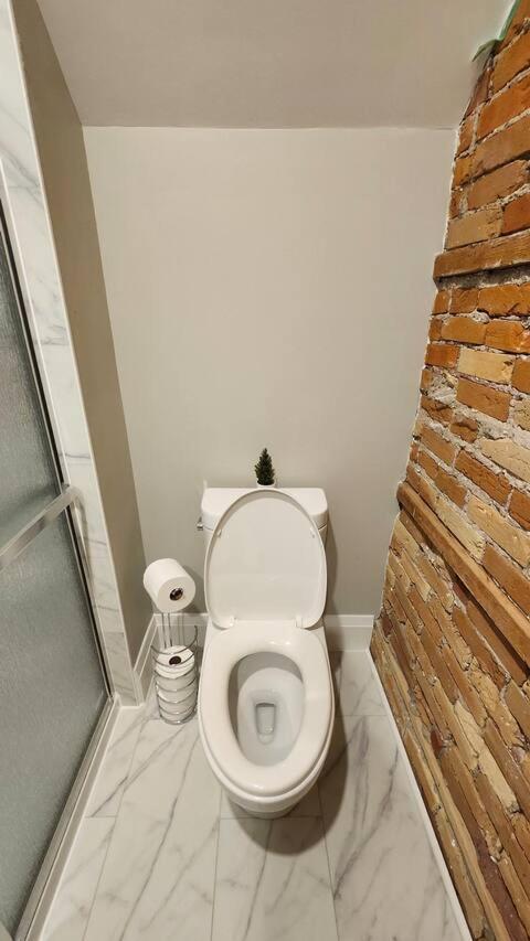 קיטצ'נר Entire 1 Bedroom Apartment Across From Google - Br5 מראה חיצוני תמונה